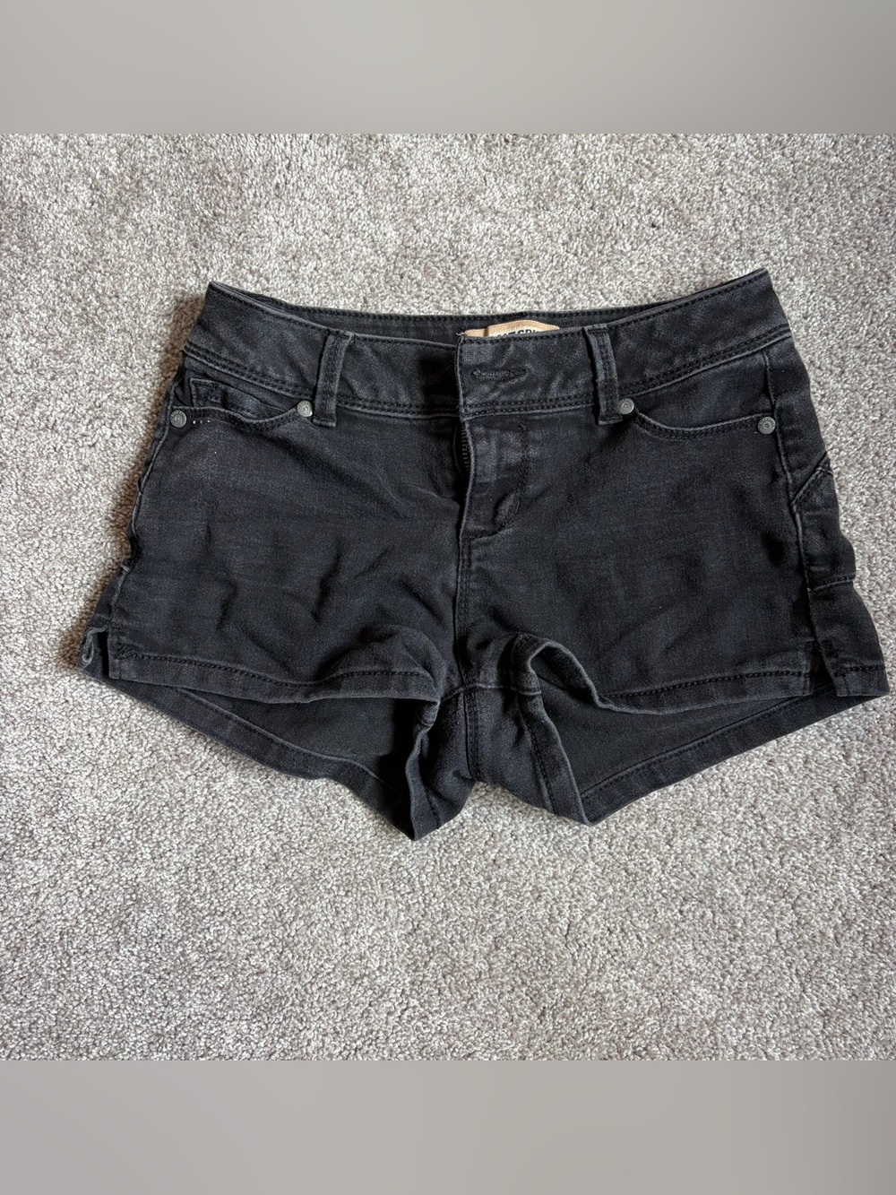 3/15$ 🛍️ BLUE SPICE Black Denim Shorts